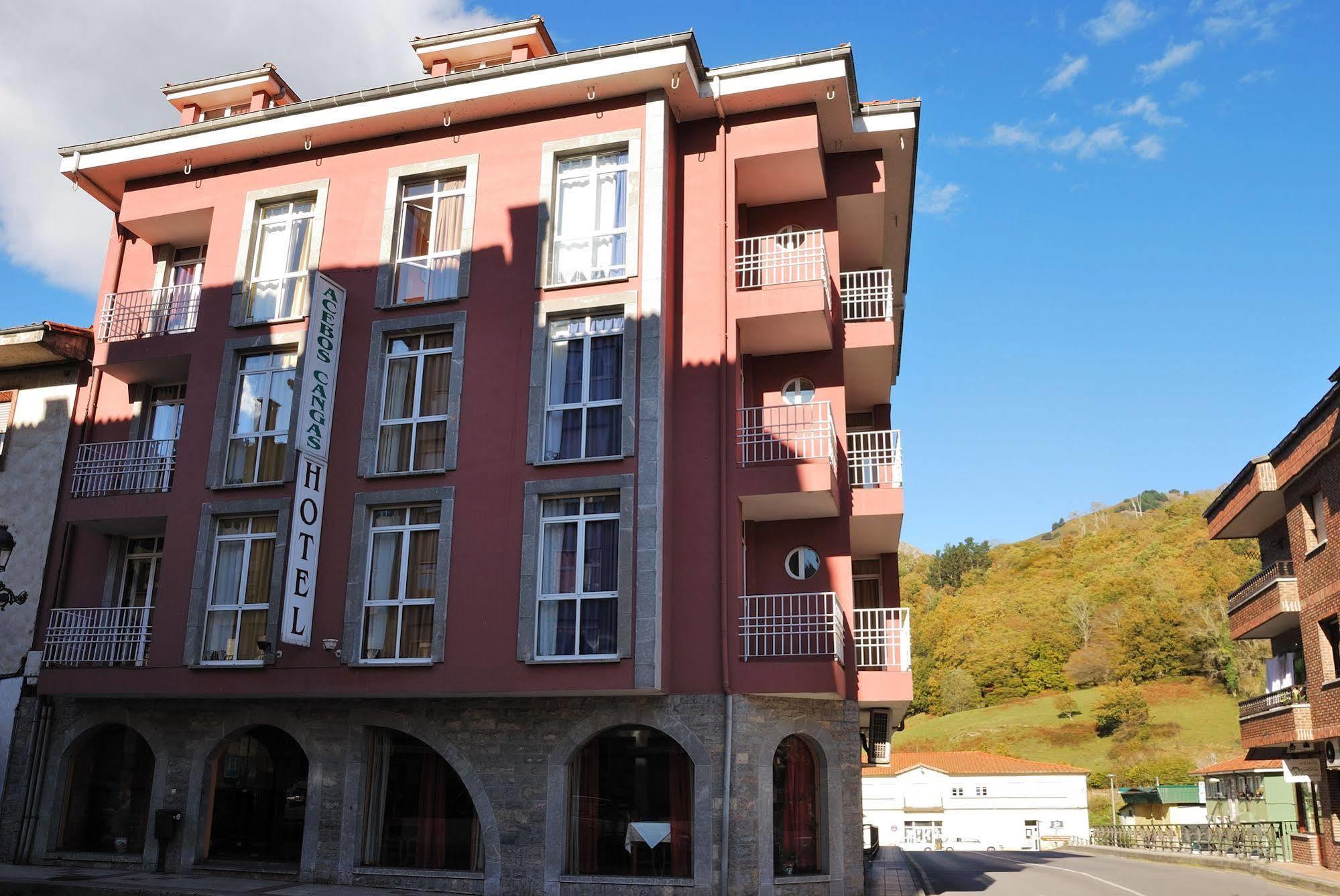 Los Acebos Cangas Onís Esterno foto